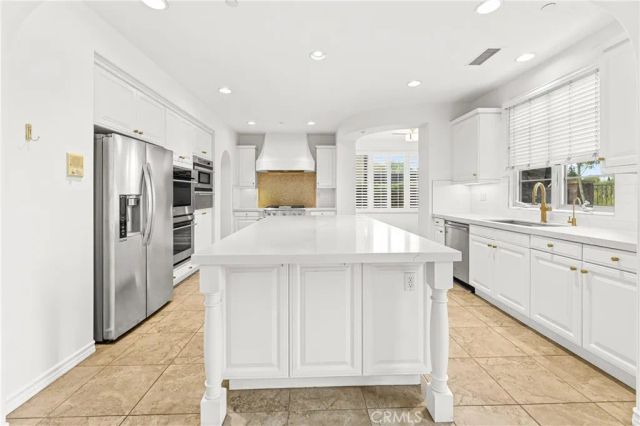 33 ROSE TRELLIS, Irvine, CA 92603