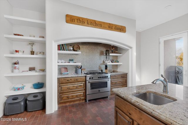 8680 Regal Mist Court, Las Cruces, NM 88011