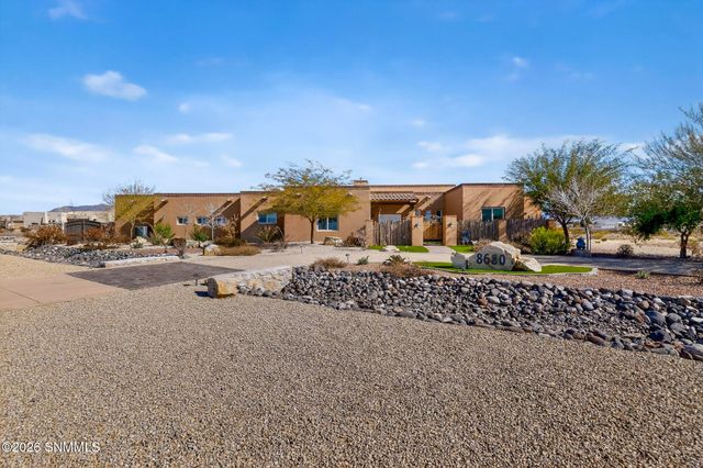8680 Regal Mist Court, Las Cruces, NM 88011