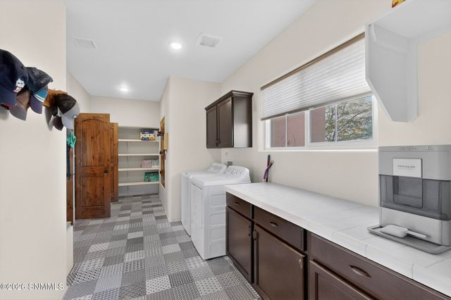 8680 Regal Mist Court, Las Cruces, NM 88011