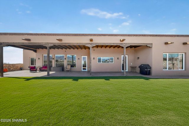 8680 Regal Mist Court, Las Cruces, NM 88011