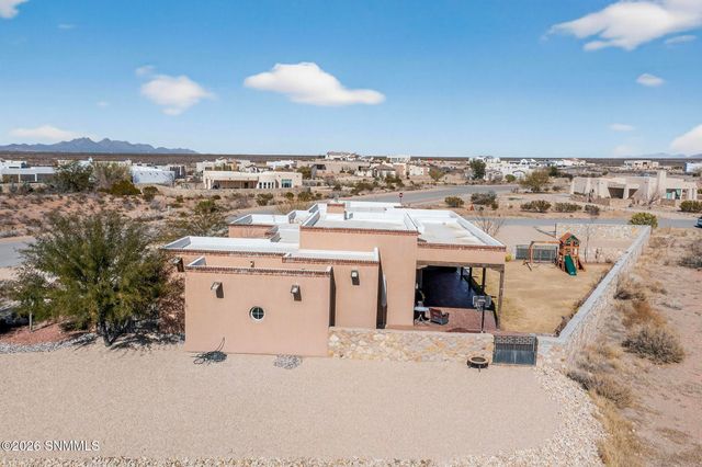 8680 Regal Mist Court, Las Cruces, NM 88011