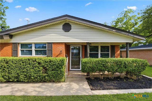 2105 S 51st Street, Temple, TX 76504