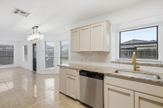 6817 Blue Skyway Dr, Corpus Christi, TX 78414