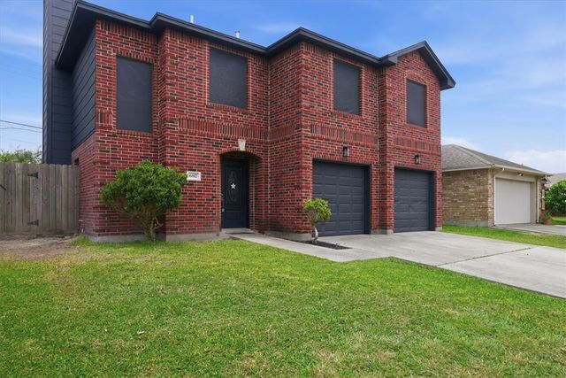 6817 Blue Skyway Dr, Corpus Christi, TX 78414
