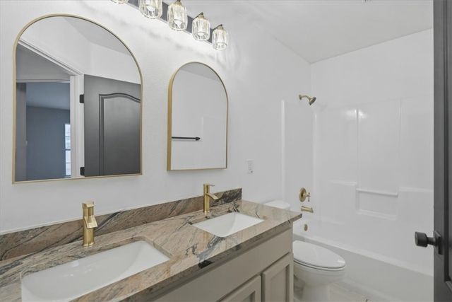 6817 Blue Skyway Dr, Corpus Christi, TX 78414