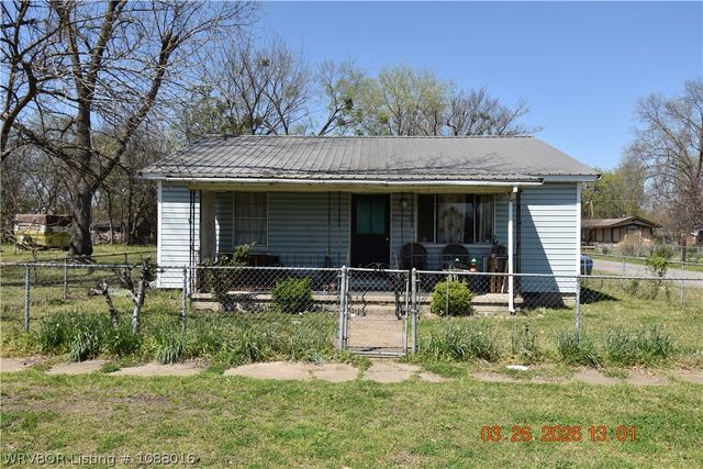 401 Main Street, Sallisaw, OK 74955
