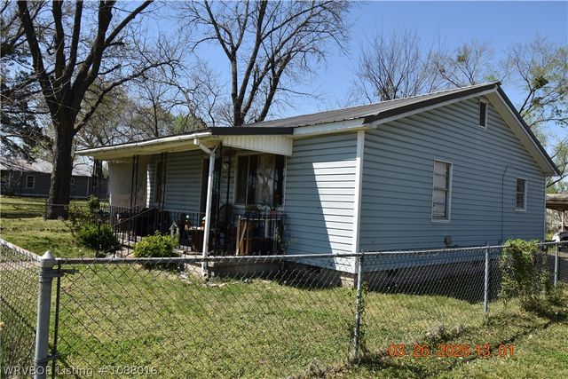 401 Main Street, Sallisaw, OK 74955