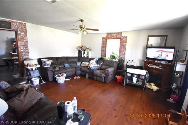 401 Main Street, Sallisaw, OK 74955