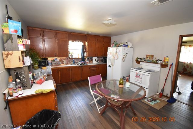 401 Main Street, Sallisaw, OK 74955