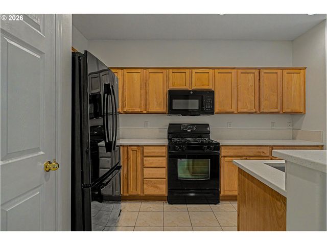1037 Sw 18TH Way, Troutdale, OR 97060