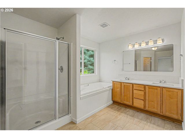 1037 Sw 18TH Way, Troutdale, OR 97060
