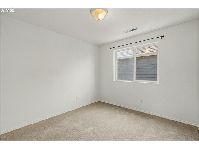 1037 Sw 18TH Way, Troutdale, OR 97060