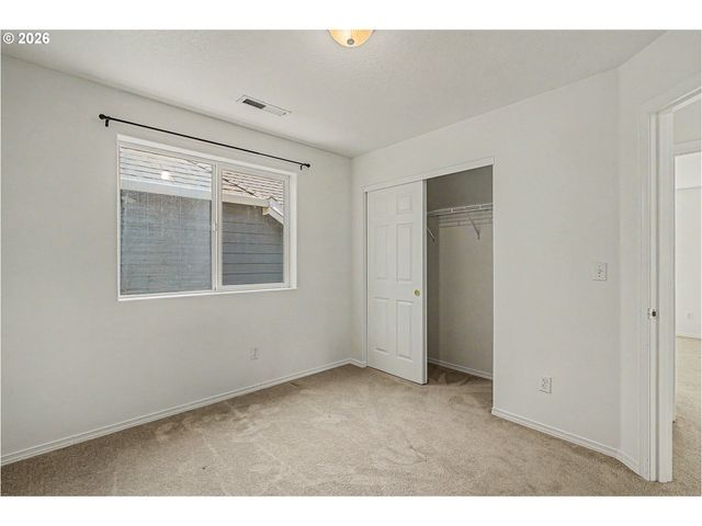 1037 Sw 18TH Way, Troutdale, OR 97060