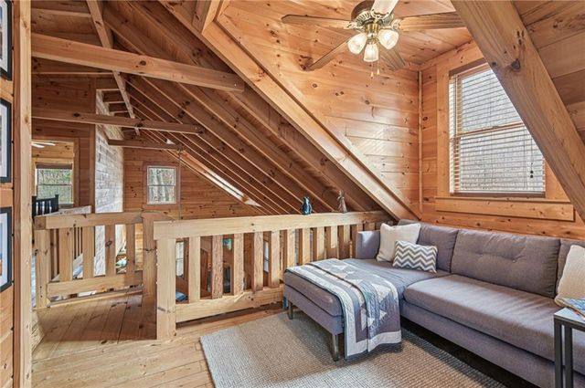 324 Sutallee Place, White, GA 30184