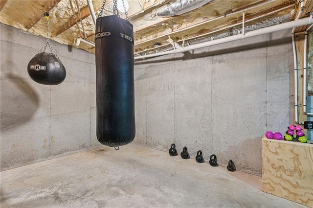 324 Sutallee Place, White, GA 30184