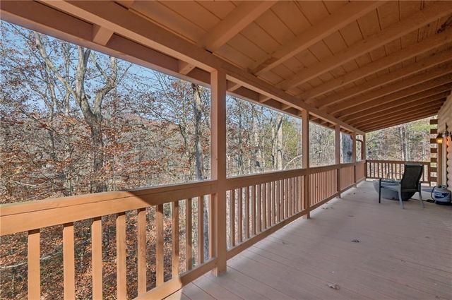 324 Sutallee Place, White, GA 30184