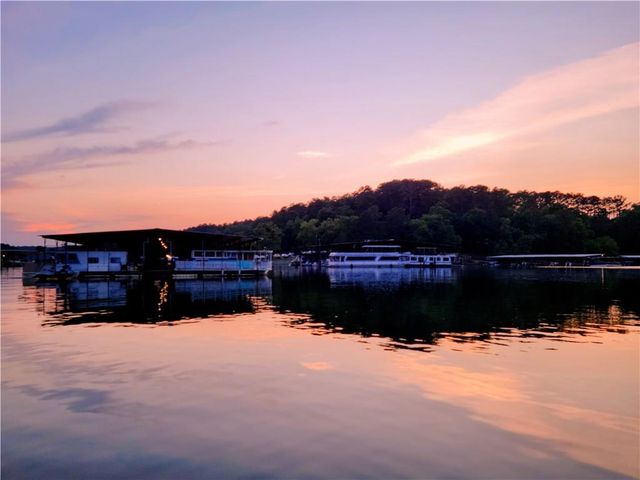 324 Sutallee Place, White, GA 30184