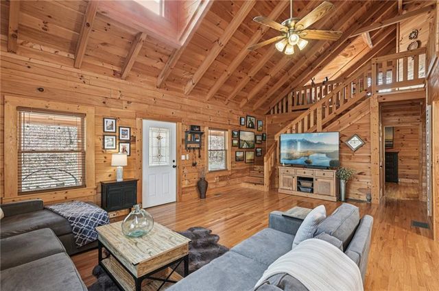 324 Sutallee Place, White, GA 30184