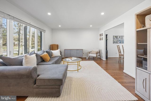 500 TEAROSE LN, Cherry Hill, NJ 08003