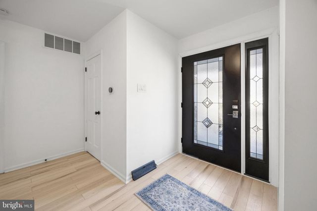 500 TEAROSE LN, Cherry Hill, NJ 08003