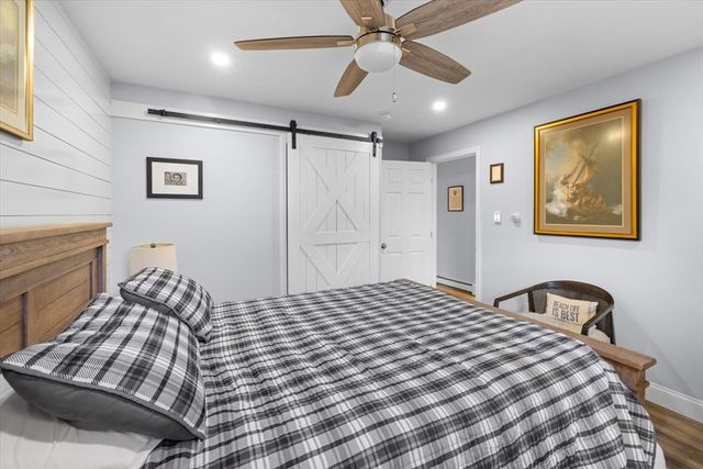 266 Algonquin Ave, Mashpee, MA 02649