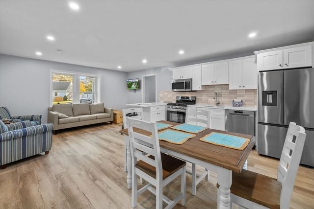 266 Algonquin Ave, Mashpee, MA 02649