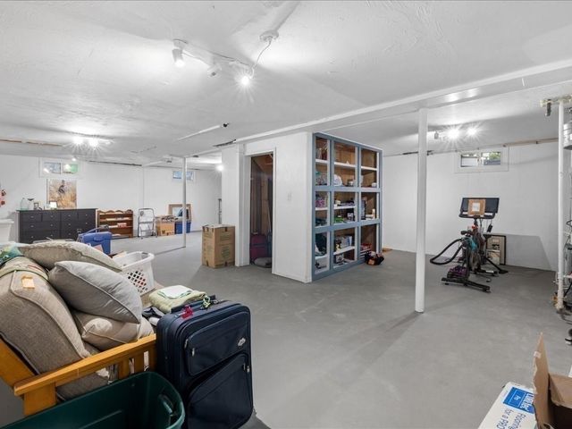 266 Algonquin Ave, Mashpee, MA 02649