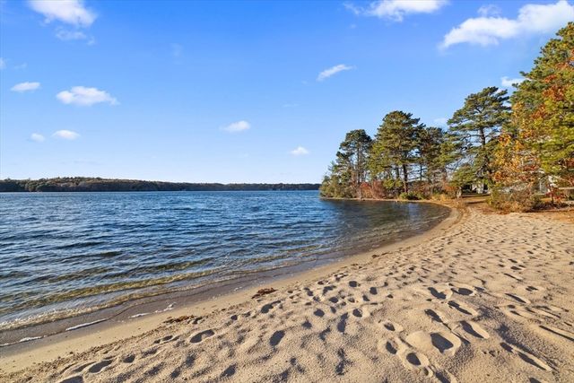 266 Algonquin Ave, Mashpee, MA 02649