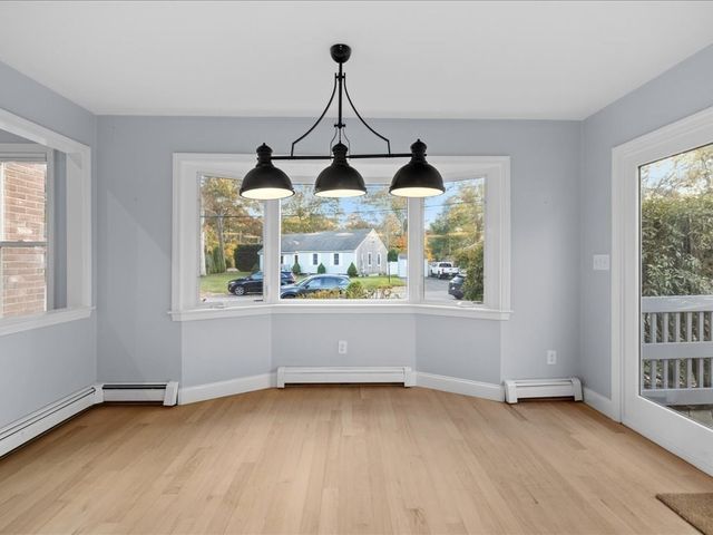 266 Algonquin Ave, Mashpee, MA 02649
