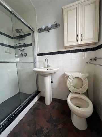 1853 Central Park Avenue 10C, Yonkers, NY 10710