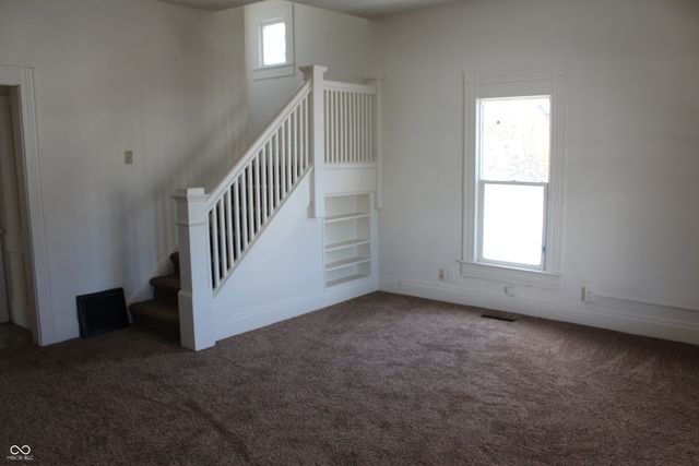 233 W 4th Street, Anderson, IN 46016