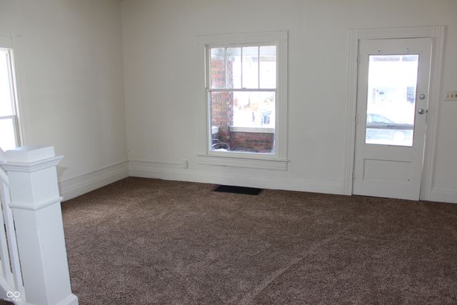 233 W 4th Street, Anderson, IN 46016