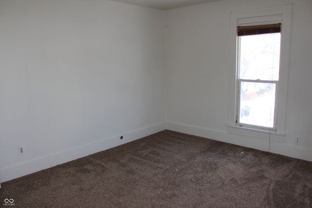 233 W 4th Street, Anderson, IN 46016