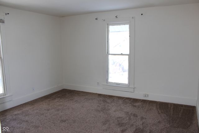 233 W 4th Street, Anderson, IN 46016