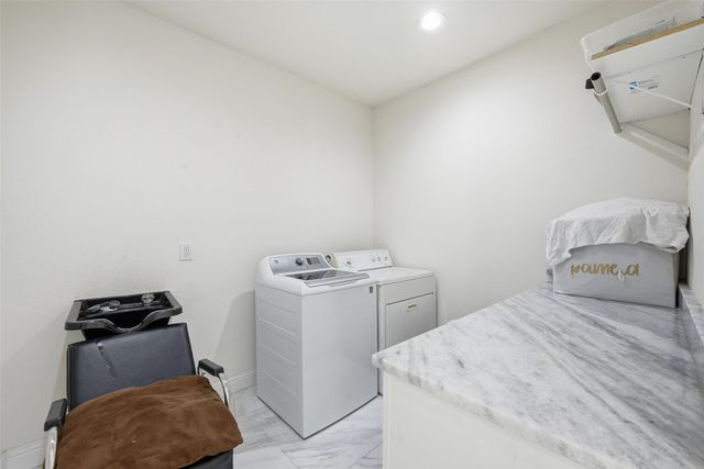 7725 Lakeview Circle, Fort Worth, TX 76179