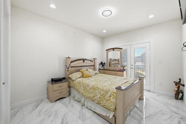 7725 Lakeview Circle, Fort Worth, TX 76179