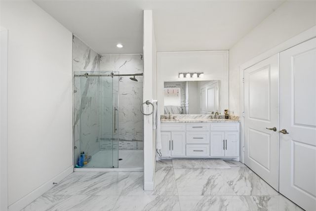 7725 Lakeview Circle, Fort Worth, TX 76179