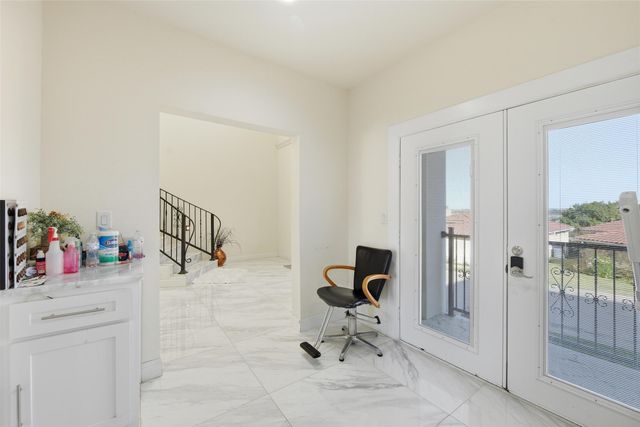 7725 Lakeview Circle, Fort Worth, TX 76179