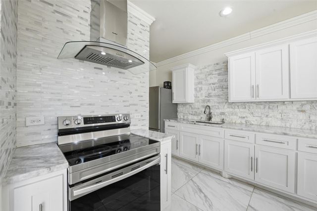 7725 Lakeview Circle, Fort Worth, TX 76179