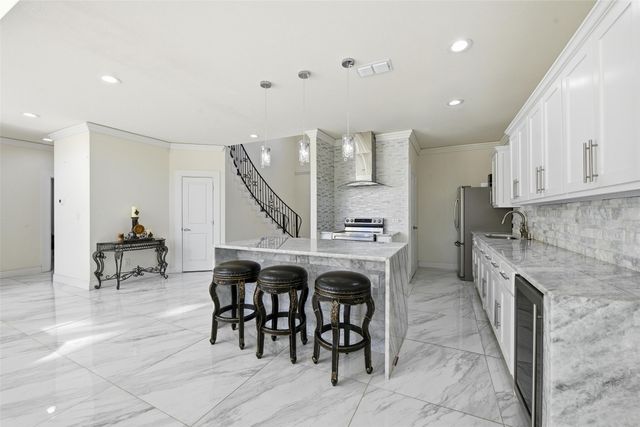 7725 Lakeview Circle, Fort Worth, TX 76179