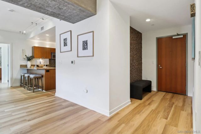 800 The Mark Lane 607, San Diego, CA 92101