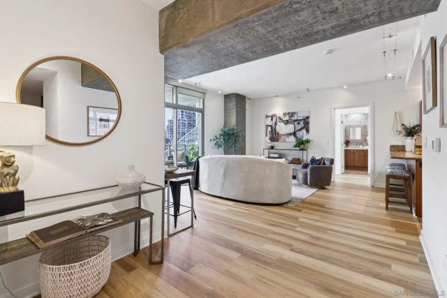 800 The Mark Lane 607, San Diego, CA 92101