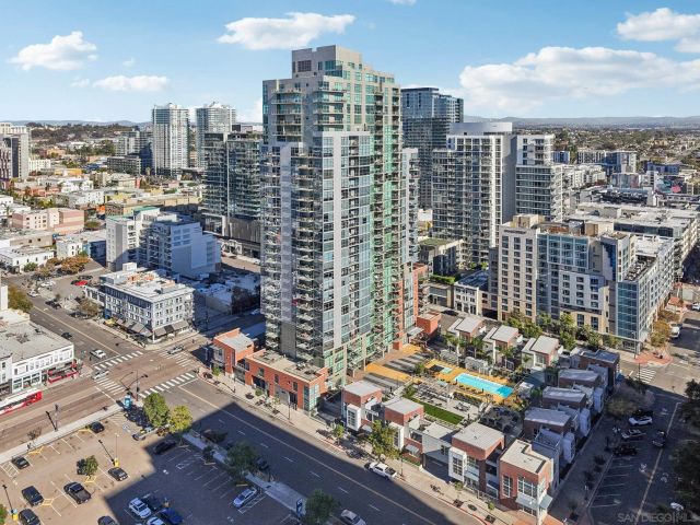 800 The Mark Lane 607, San Diego, CA 92101