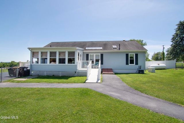 80 County Route 76, Stillwater, NY 12170