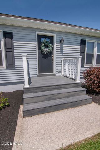 80 County Route 76, Stillwater, NY 12170