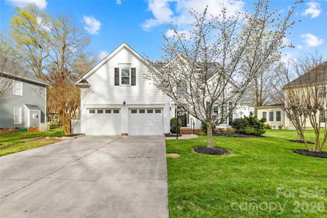 8312 Forest Shadow Circle, Cornelius, NC 28031