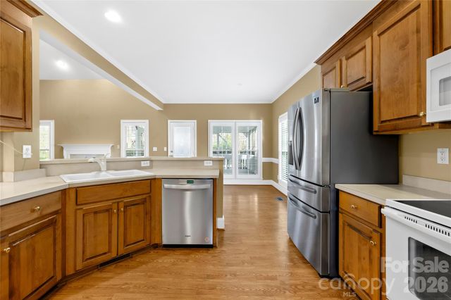 8312 Forest Shadow Circle, Cornelius, NC 28031