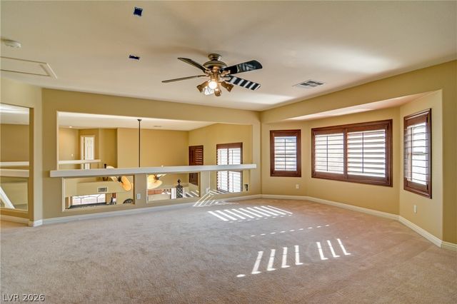 7525 Avalon Bay Street, Las Vegas, NV 89139