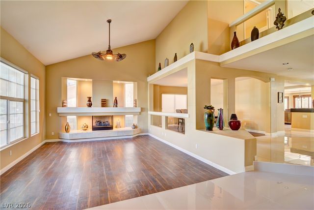 7525 Avalon Bay Street, Las Vegas, NV 89139